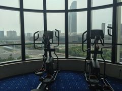-跃动游泳健身俱乐部(新华传媒店)