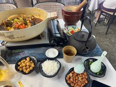 -刘姐啤酒鱼民族演艺餐厅(西街总店)