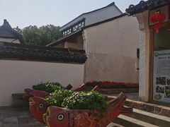 -丝绸小镇荻港古村