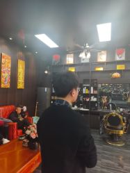 -青青男士理发馆（绅士复古油头馆）