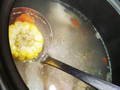 莲藕黄豆筒骨汤-龙记烤鸭店(新民路店)