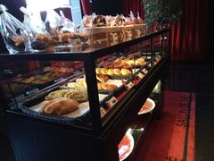 -Salon de The de Joel Robuchon(外滩18号店)