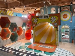 -反弹蹦床公园·运动乐园·团建·亲子派对(深圳观澜湖店)