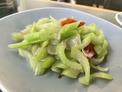 -莉莉家的音乐花园餐吧(航空路店)