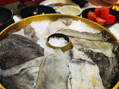 金牌毛肚-沸炉重庆老火锅(军事博物馆店)