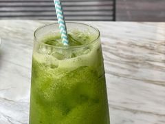 西芹青瓜羽衣甘蓝果汁-The Rug Cafe(王府中环店)