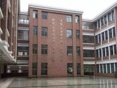 -上海市建平中学西校华城校区
