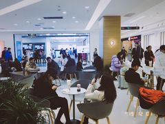 -奈雪的茶(亨特国际广场店)