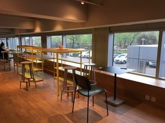 靠窗位-dotcom coffee古点咖啡(致真大厦店)