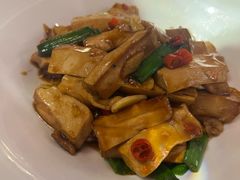 -小河盐帮·私家菜·烤鸭(三元桥·霄云路店)