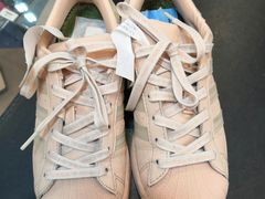 -爱革·洗衣改衣·洗鞋修鞋·洗包修包·奢侈品护理(宝地广场店)