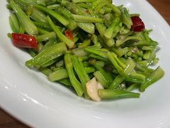 -麦麦山云南菜(复地活力城店)