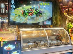 -头上红煨盐鸡·非遗院子餐厅