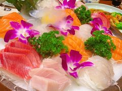 -青瓦餐厅·生鱼片·韩园烤肉(西塔店)