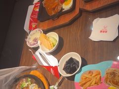 -豪享来牛排(人民店)