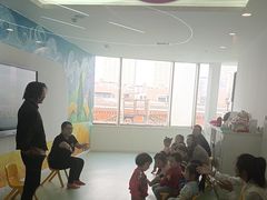 -爱威盛亲子俱乐部·纽约国际早托中心