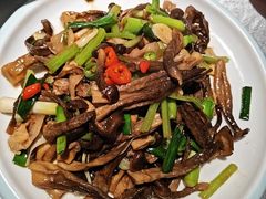 -鑫裕园三个拿手菜(白堤路店)