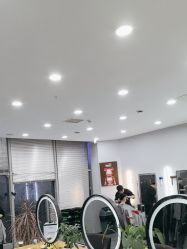 -藤野造型烫染·漂发