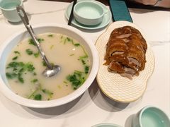 -梅利汴京烤鸭•开封豫菜地标店(东大街店)