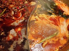 -小天鹅火锅·一线江景洪鼎旗舰店(洪崖洞店)