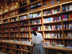 -新华书店(苍南银泰店)