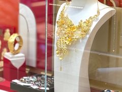 -恒一珠宝·回收黄金钻石奢侈品(灵岩南路店)