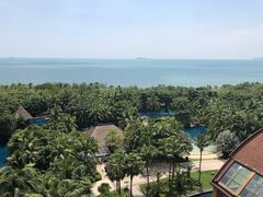 -三亚湾海居铂尔曼度假酒店