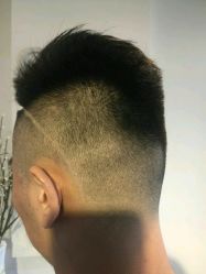 -COMO SALON 烫染可茉发型