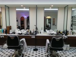 -理昂男士理发店 Barber shop