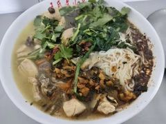 -文山荷鲜居(翠湖店)