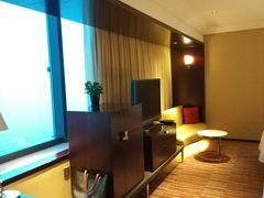 -上海龙之梦万丽酒店