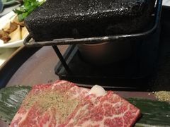 火山石煎澳洲牛扒-东南里湖景餐厅·新闽菜(浦西万达店)