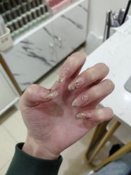 -尤米一站式美甲美睫