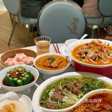 中午美食打卡：孔雀川菜