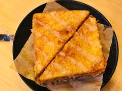 牛油炼奶西多士-传屋记茶餐厅(世纪年华店)