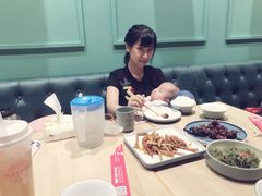 -弄堂小笼包(西青中北永旺购物中心店)