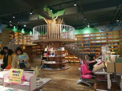 -新华书店(解放中路店)