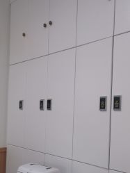 -靓芙泉专研痘痘肌