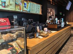 -星巴克(广州南站A18检票口楼上)