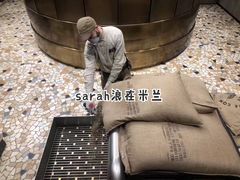 -星巴克臻选(天津恒隆广场旗舰店)