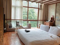 -中铁花水湾温泉酒店(大邑店)