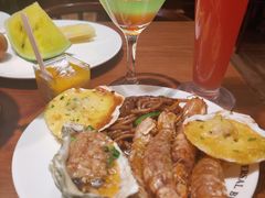 -亚马逊环球美食百汇(新城吾悦广场店)