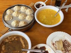 -包龙府灌汤包子(开封府店)