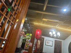 -乡土黄·鲜牛肉火锅·小龙虾(兴业街店)