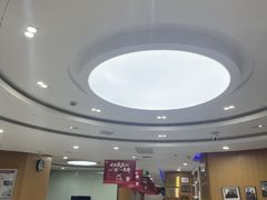 -雅悦齿科(顾村公园店)