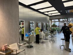 -PE SALON