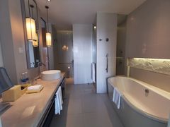 -三亚海棠湾万丽度假酒店