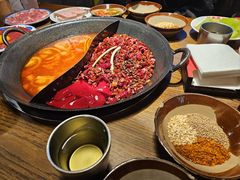 -萍姐火锅·公路夜市(武汉首店)