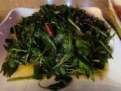 -汤锅大王(新平曹苏黄牛汤锅有限公司)