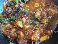 -万里闯关东铁锅炖菜馆(高新旗舰店)